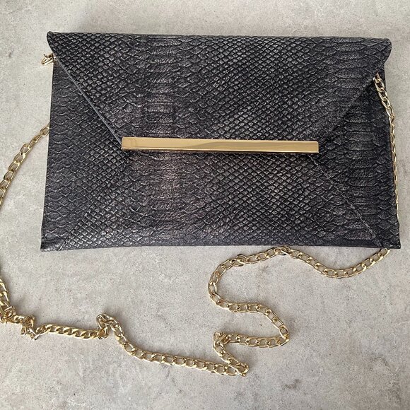 Envelope Clutch Black and Silver metallic grey Cross body chain detachable - Picture 7 of 8